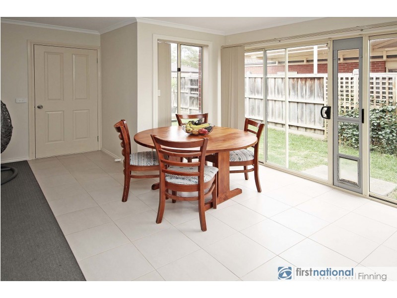 5 McCallum Drive, Cranbourne East VIC 3977