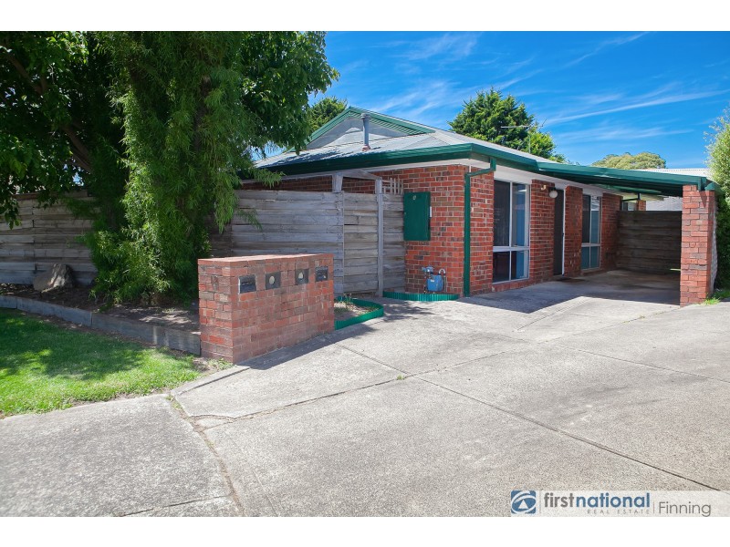 1/12 Leanna Court, Cranbourne West VIC 3977