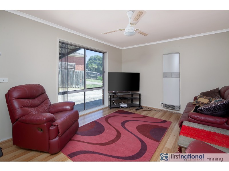 1/12 Leanna Court, Cranbourne West VIC 3977