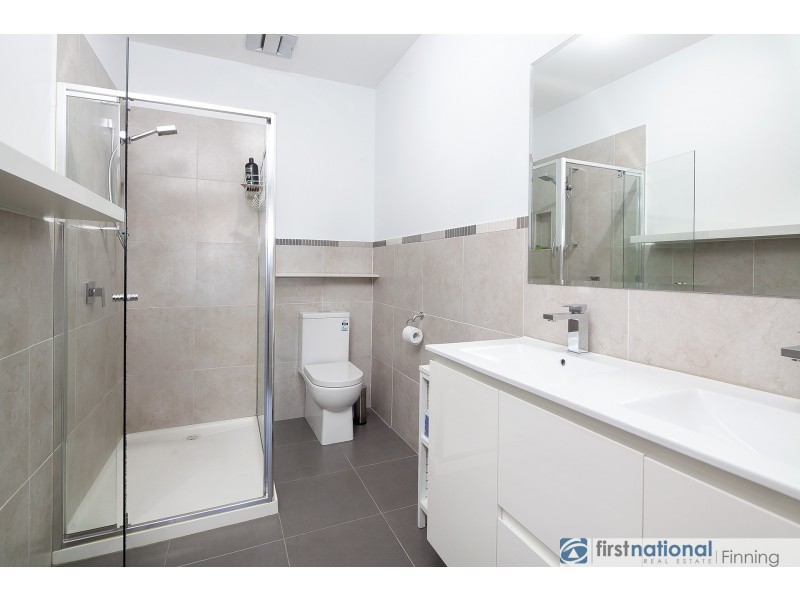 18 John Russell Road, Cranbourne West VIC 3977