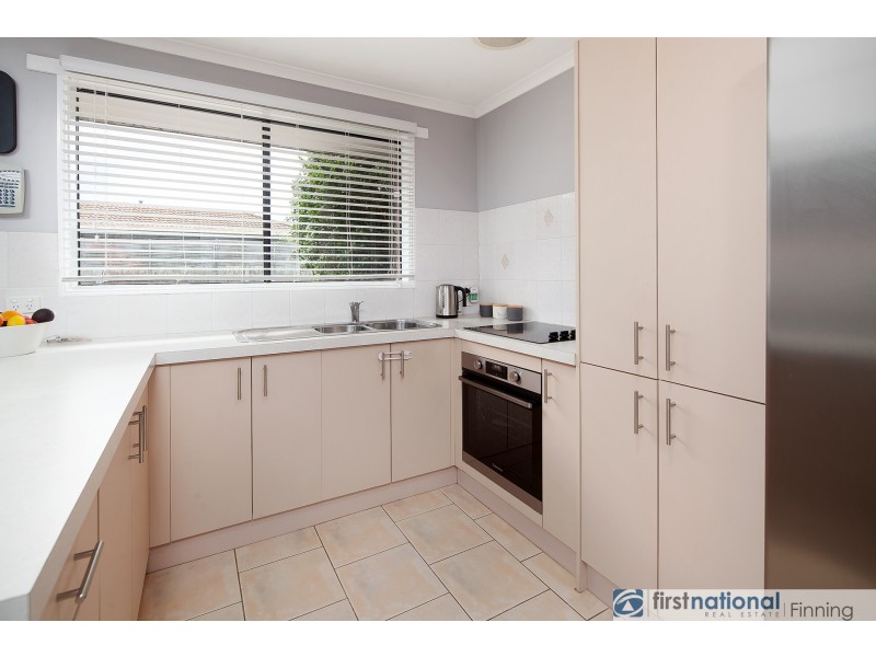 22 Montrose Way, Cranbourne West VIC 3977