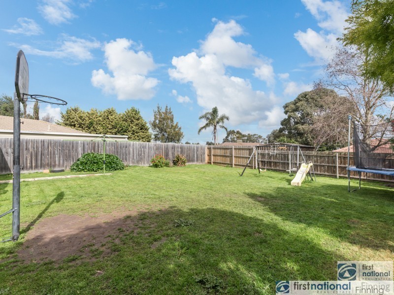 11 Raisell Road, Cranbourne VIC 3977