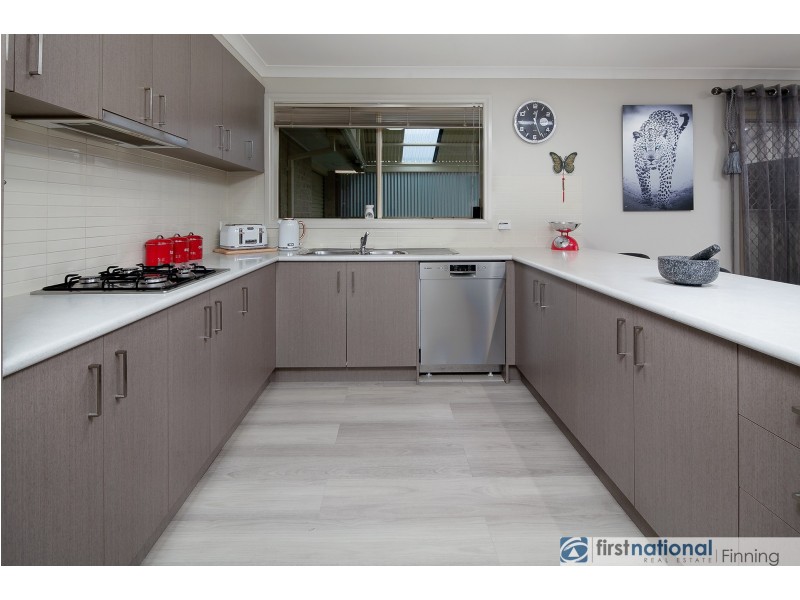 5 Donohue Street, Cranbourne East VIC 3977