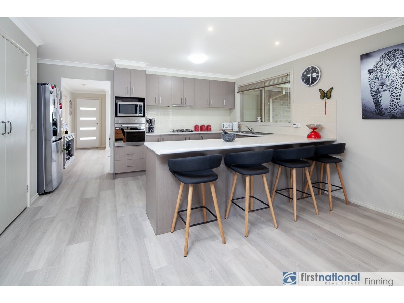 5 Donohue Street, Cranbourne East VIC 3977