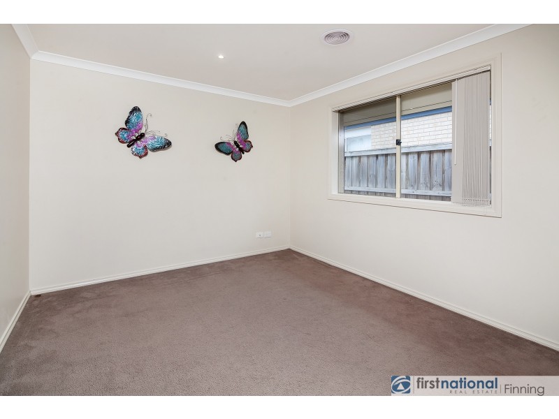 5 Donohue Street, Cranbourne East VIC 3977
