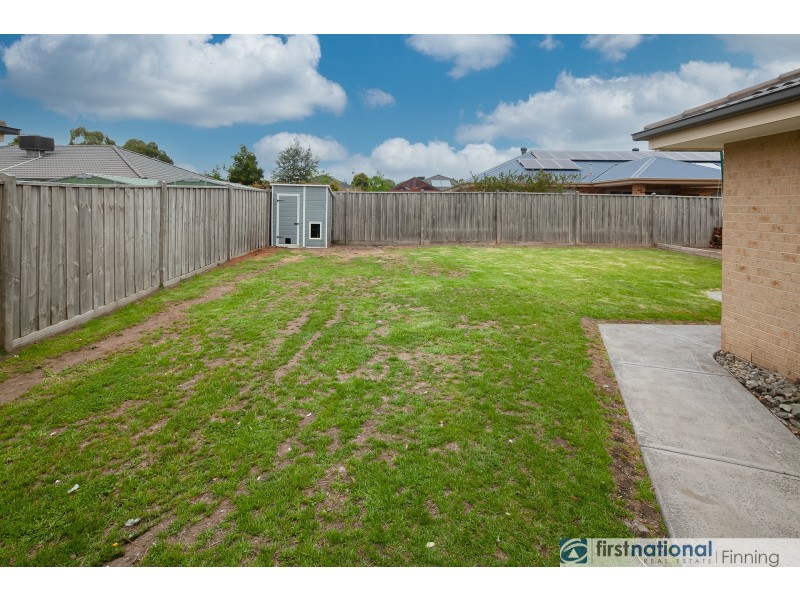 5 Donohue Street, Cranbourne East VIC 3977