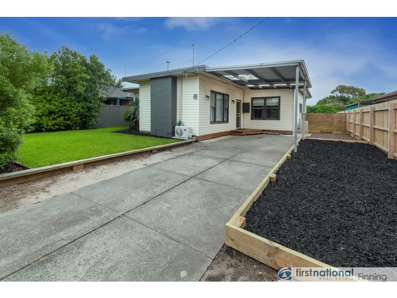 19 Campbell Parade, Cranbourne VIC 3977