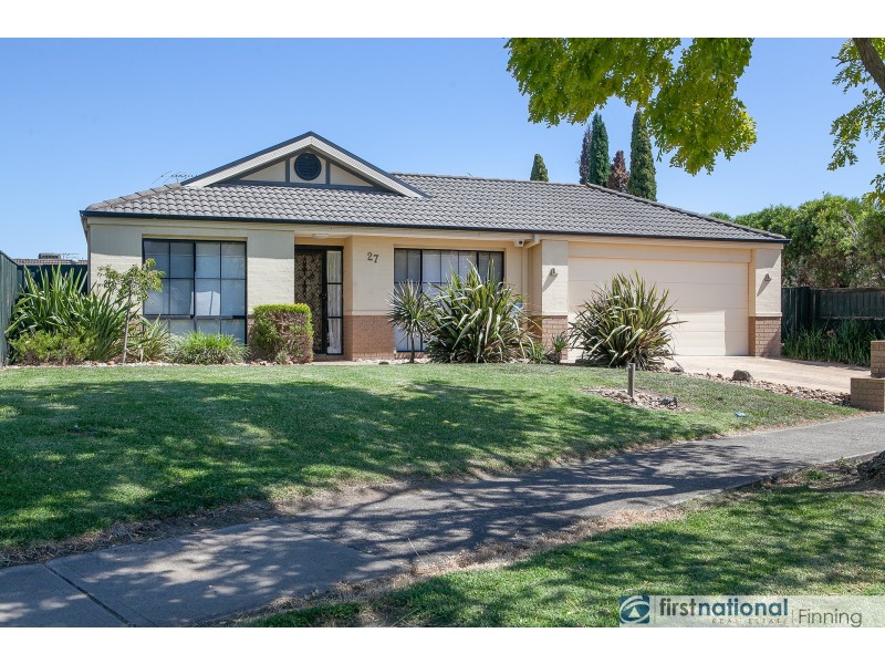 27 Sherwood Road, Narre Warren South VIC 3805