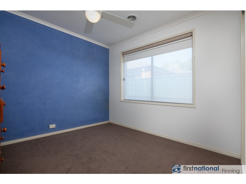 27 Sherwood Road, Narre Warren South VIC 3805