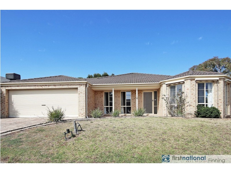 16 Webster Court, Carrum Downs VIC 3201