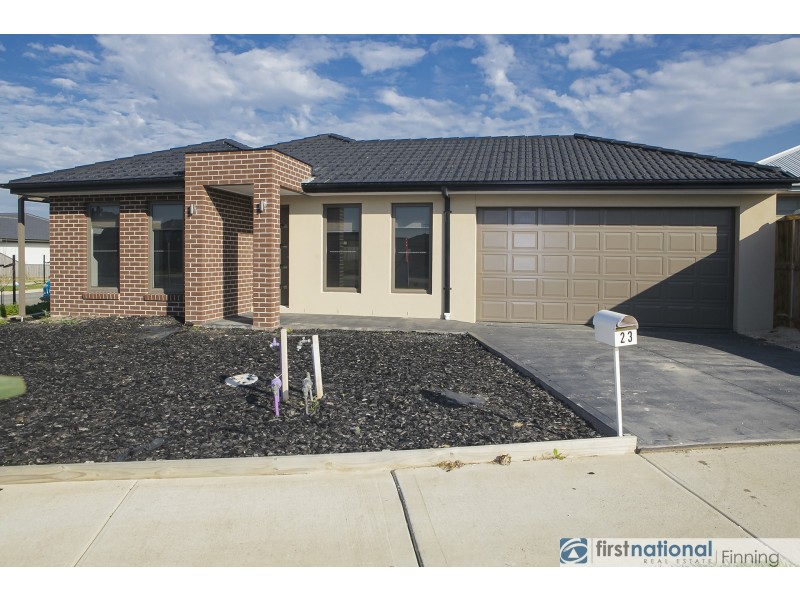 23 Gemma Street, Cranbourne East VIC 3977