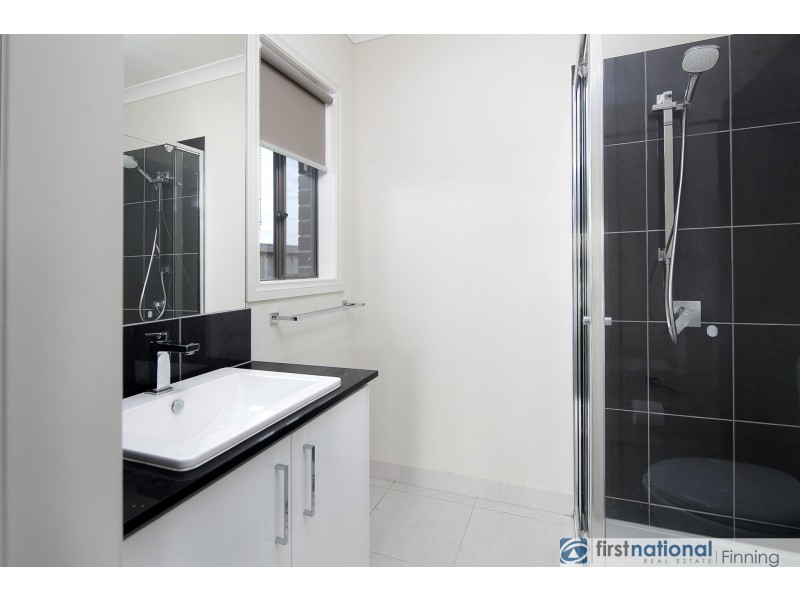 23 Gemma Street, Cranbourne East VIC 3977