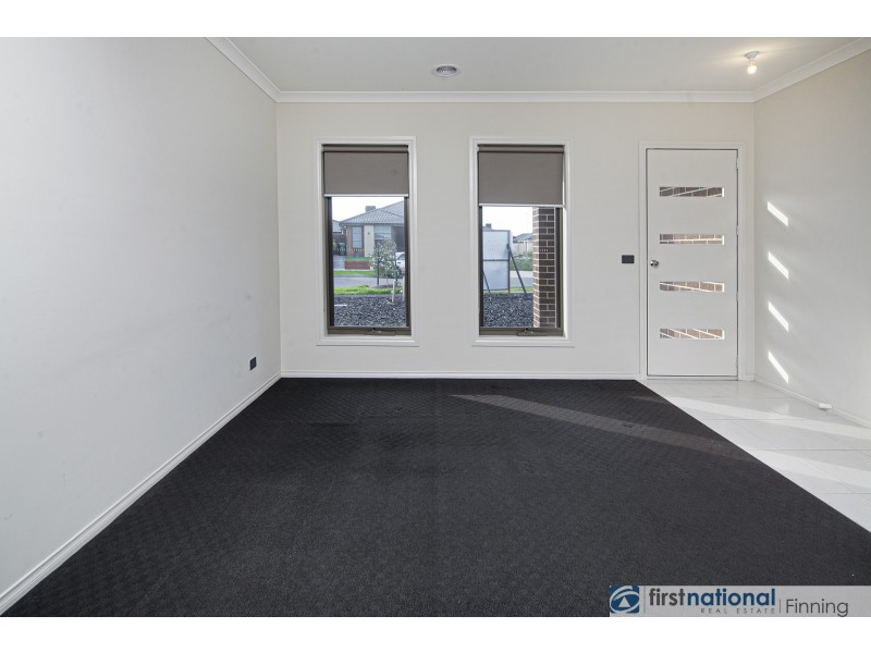 23 Gemma Street, Cranbourne East VIC 3977