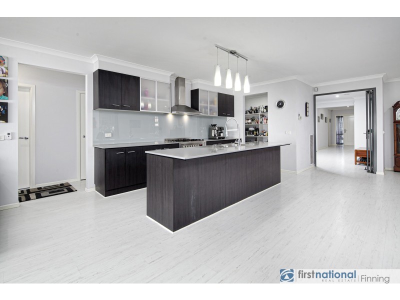 35 Lineham Drive, Cranbourne East VIC 3977