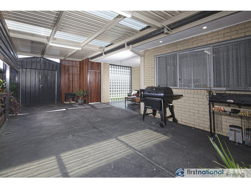 35 Lineham Drive, Cranbourne East VIC 3977
