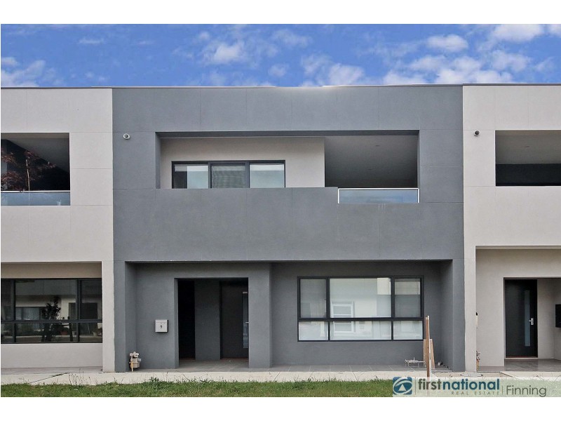 9 Polson Way, Cranbourne West VIC 3977