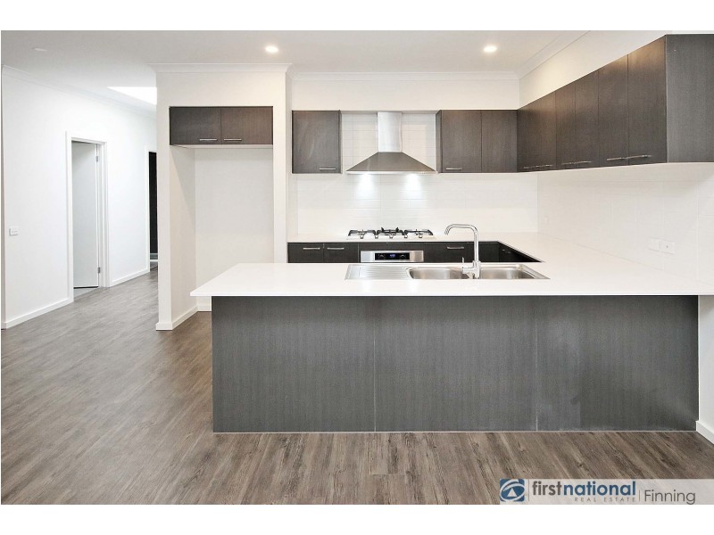 9 Polson Way, Cranbourne West VIC 3977