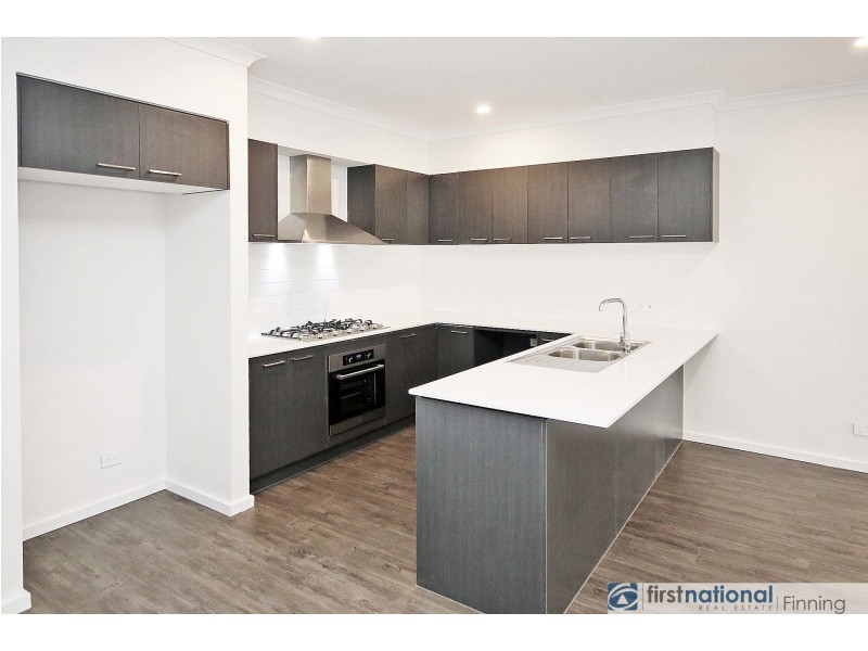 9 Polson Way, Cranbourne West VIC 3977