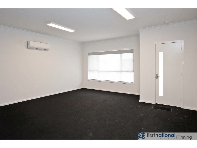 9 Polson Way, Cranbourne West VIC 3977
