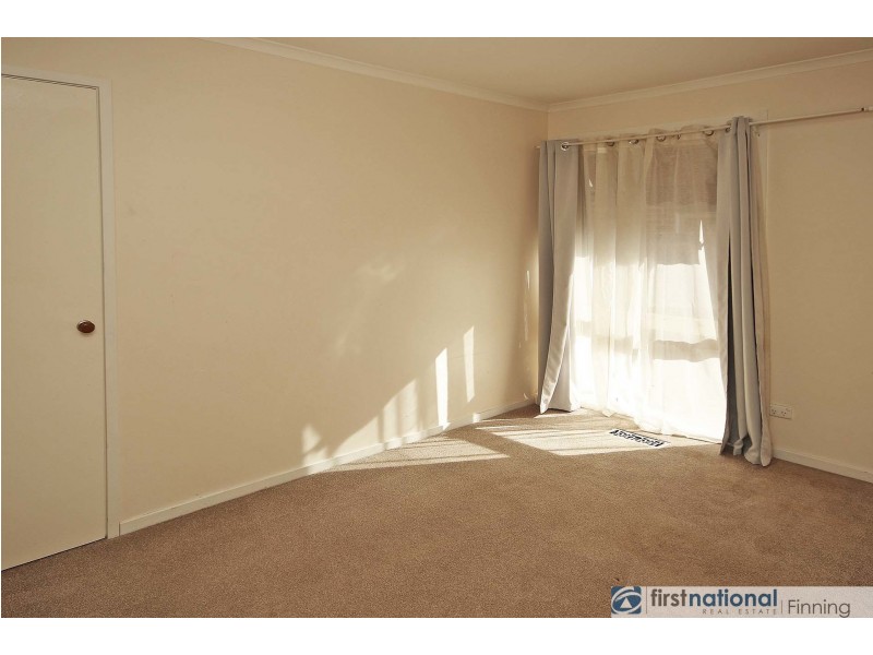 31 Hamilton Drive, Cranbourne North VIC 3977