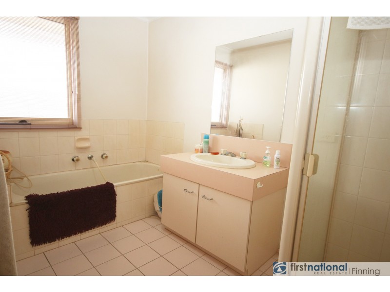 10 Stradbrook Court, Carrum Downs VIC 3201