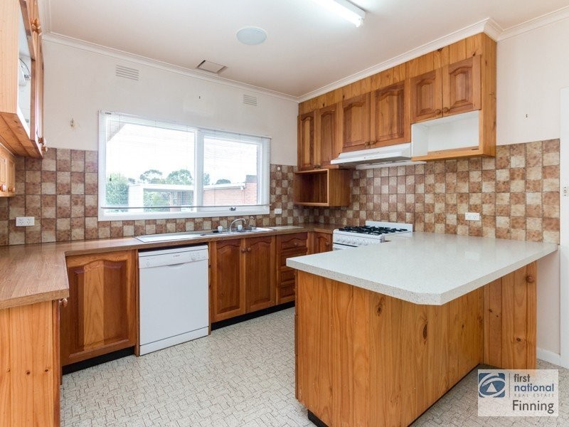 9 Stawell Street, Cranbourne VIC 3977