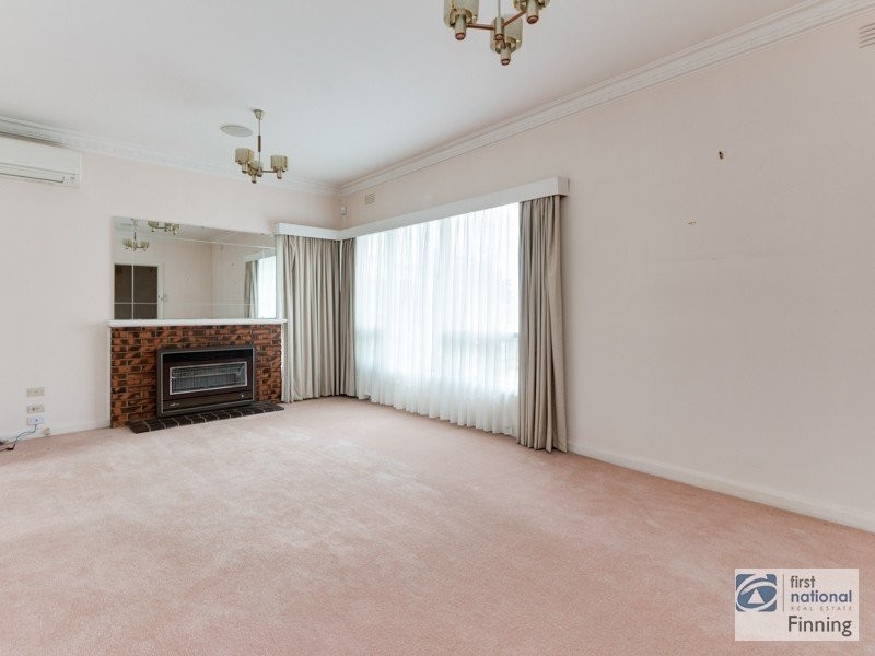9 Stawell Street, Cranbourne VIC 3977