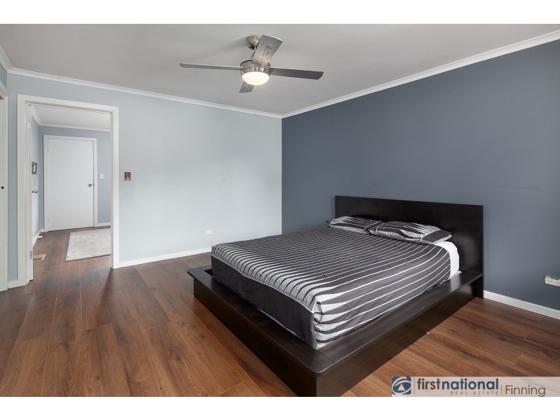 8 Stanhill Drive, Cranbourne South VIC 3977