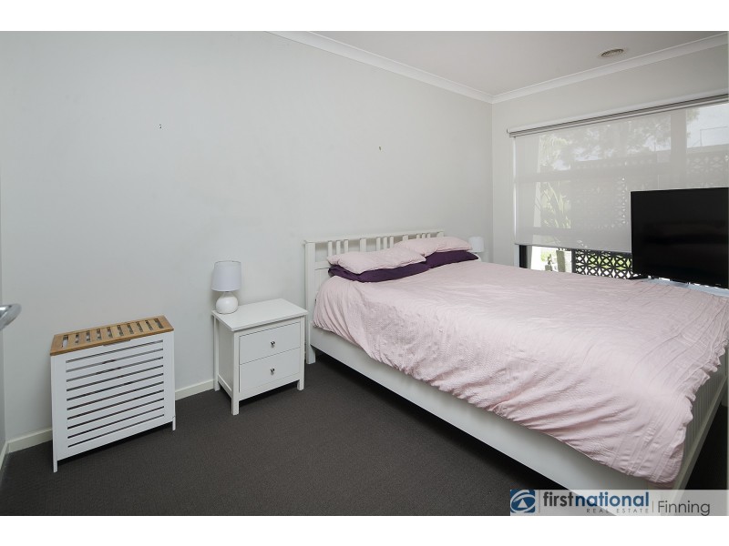 33 Artfield Street, Cranbourne East VIC 3977