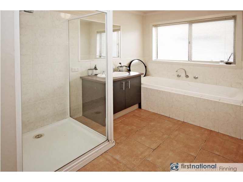 19 Janna Place, Berwick VIC 3806