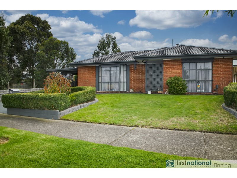 29 Courtenay Avenue, Cranbourne North VIC 3977