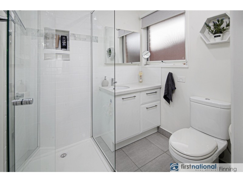 29 Courtenay Avenue, Cranbourne North VIC 3977