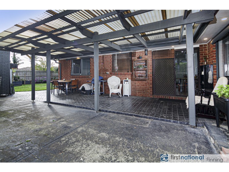 29 Courtenay Avenue, Cranbourne North VIC 3977