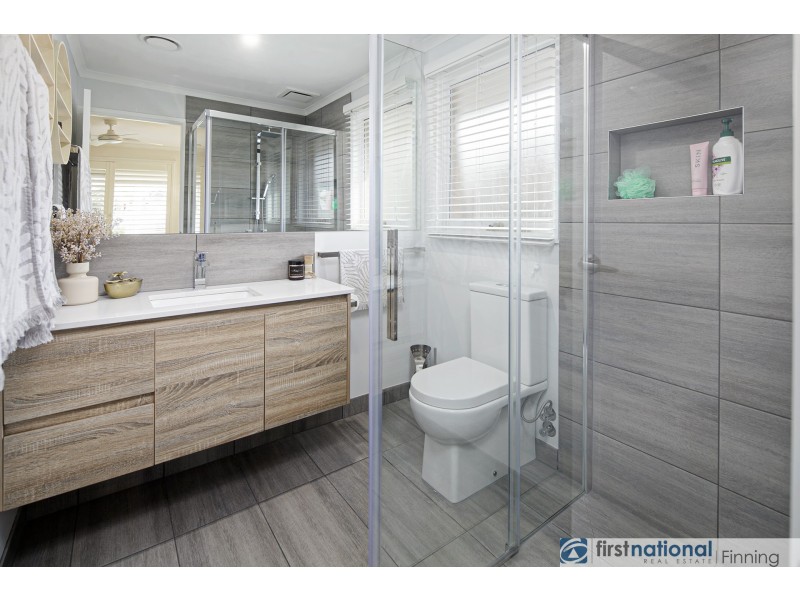 6 Bolwarra Court, Cranbourne West VIC 3977