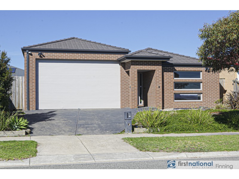 28 Brocker Street, Clyde North VIC 3978