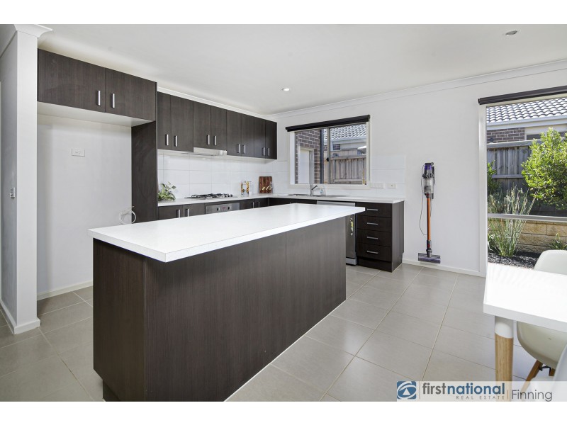 28 Brocker Street, Clyde North VIC 3978