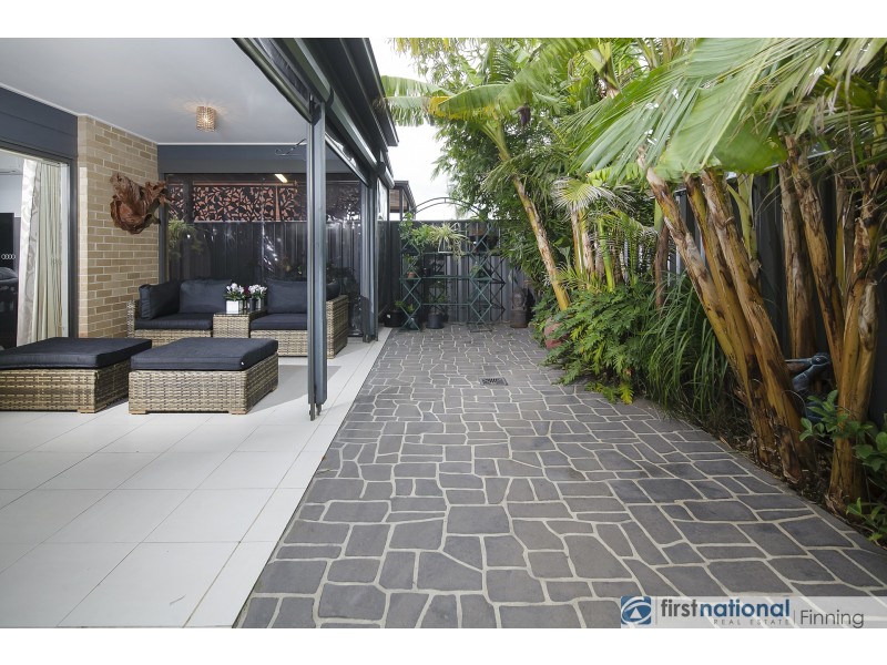 35 Sabel Drive, Cranbourne North VIC 3977