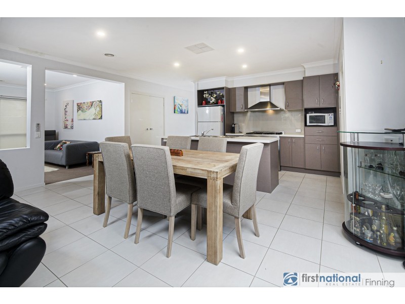 35 Sabel Drive, Cranbourne North VIC 3977