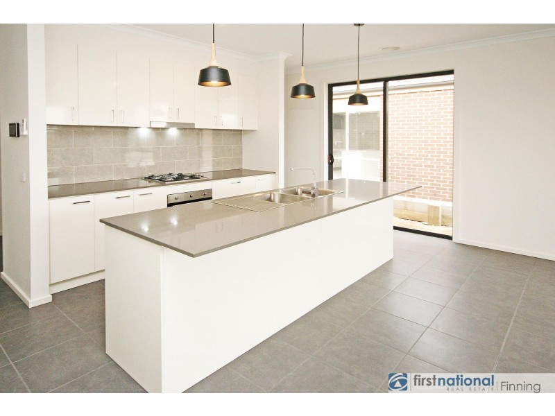 50 Walhallow Drive, Clyde North VIC 3978