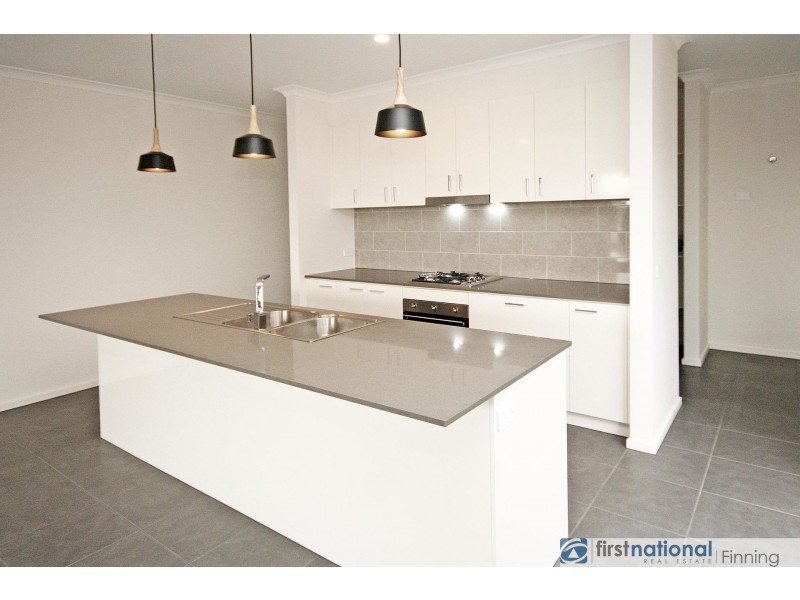 50 Walhallow Drive, Clyde North VIC 3978