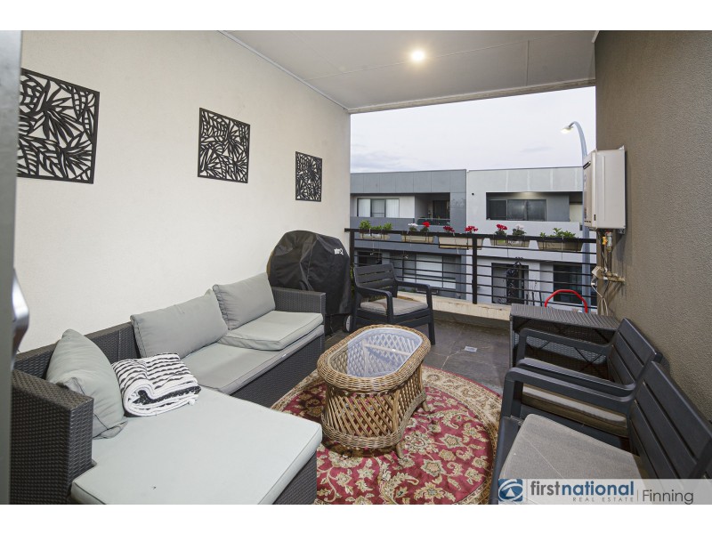 8 Polson Way, Cranbourne West VIC 3977