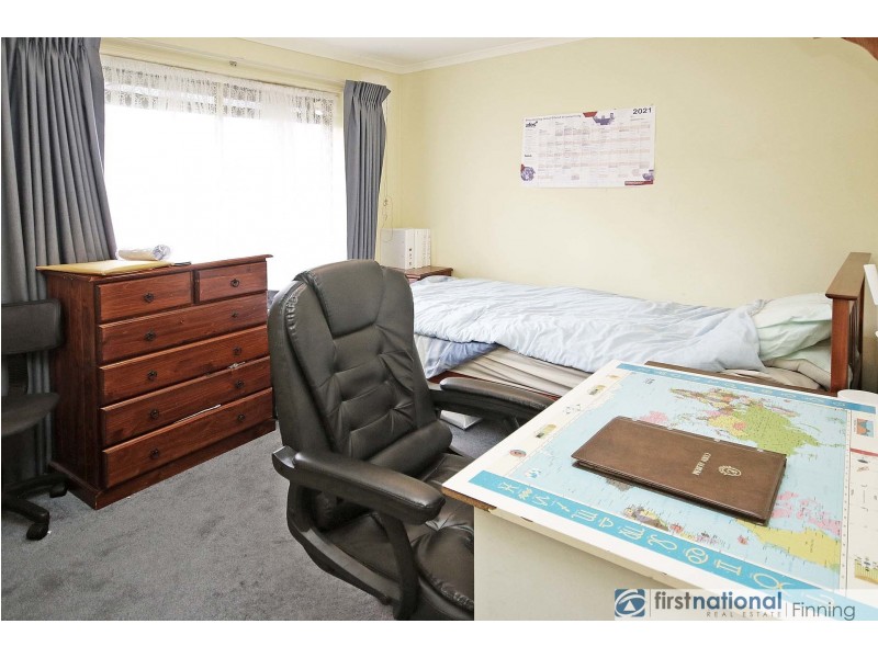 68 Cherryhills Drive, Cranbourne VIC 3977