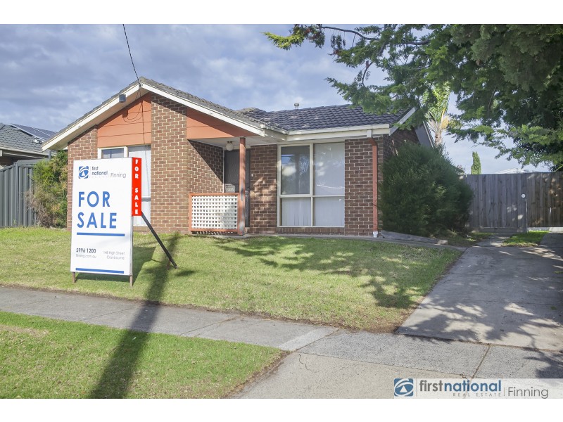 6 Bates Street, Cranbourne West VIC 3977