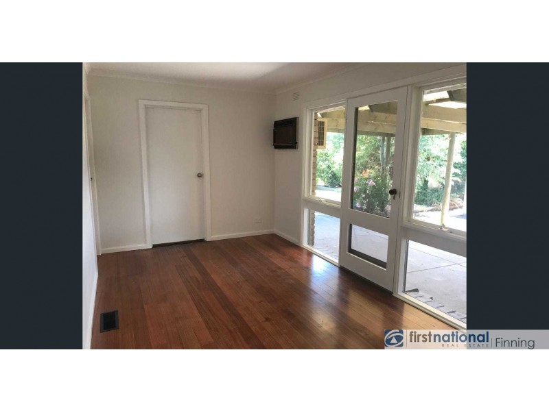 21 Holbourne Drive, Junction Village VIC 3977