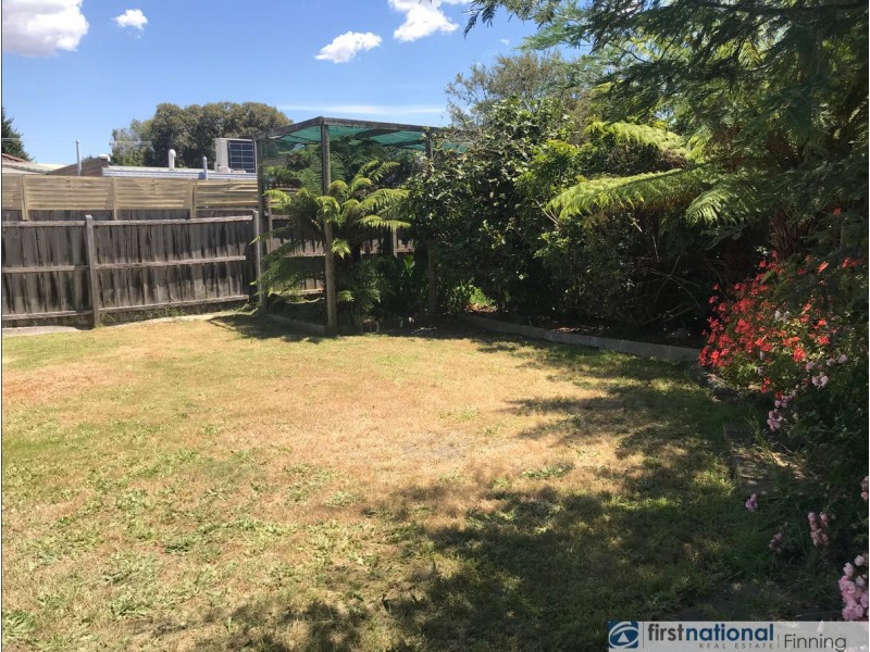 21 Holbourne Drive, Junction Village VIC 3977