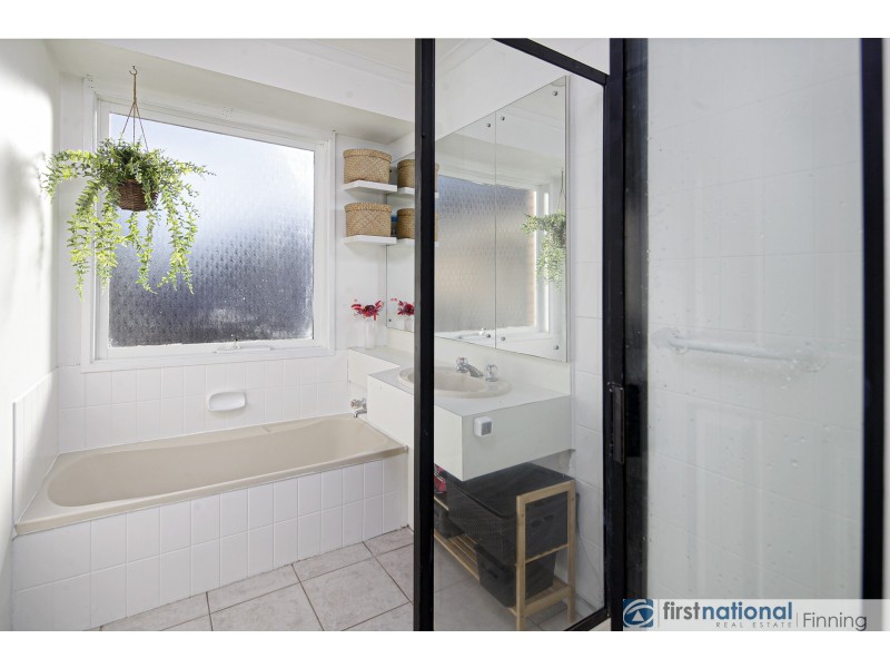 5 Bundjil Court, Cranbourne VIC 3977