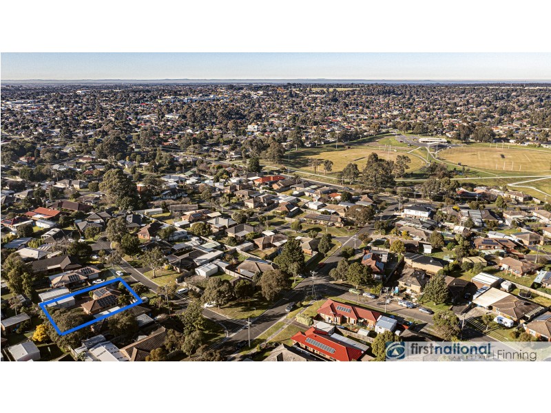 5 Bundjil Court, Cranbourne VIC 3977