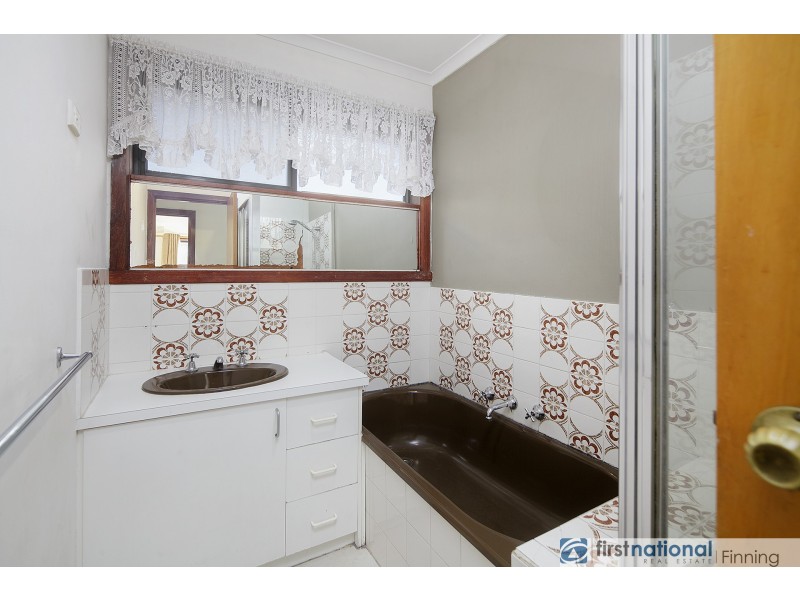 16 Loch Street, Cranbourne VIC 3977