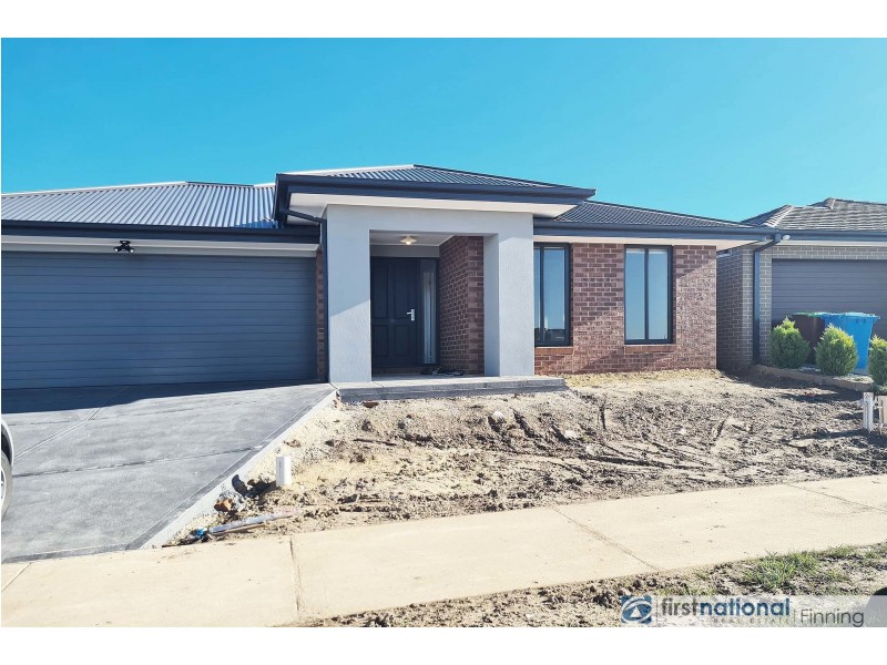 10 Mireland Street, Clyde VIC 3978