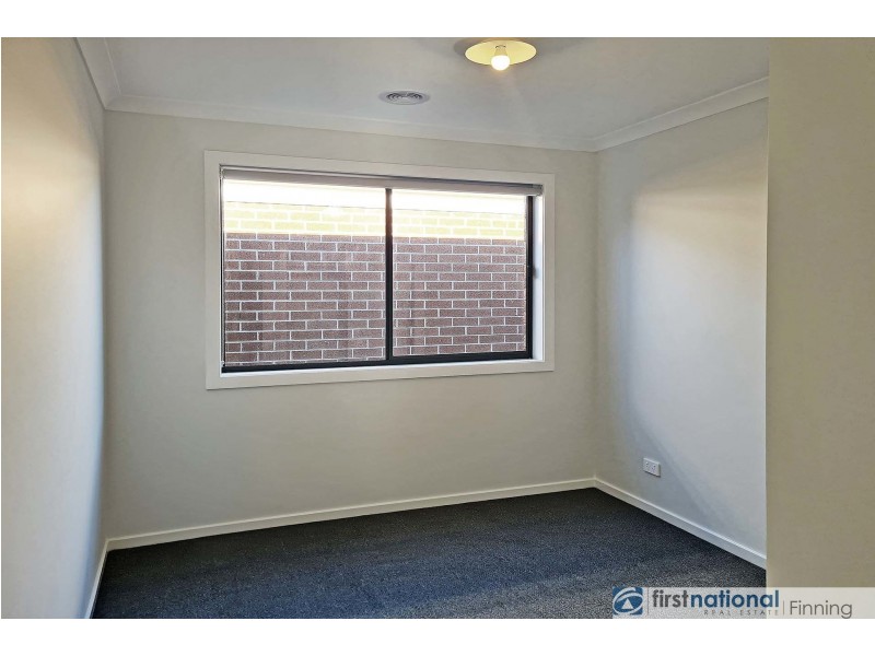 10 Mireland Street, Clyde VIC 3978